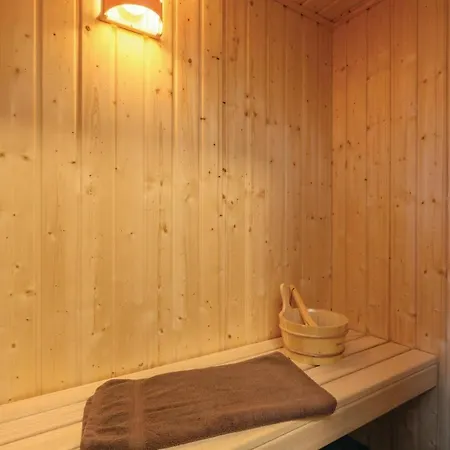 別荘 Reetdachhaus 8 Auf Usedom *