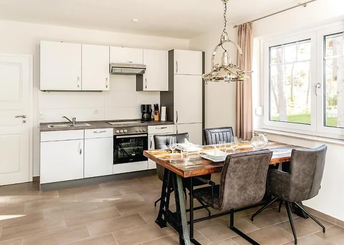 Дом отдыха Reetdachhaus 8 Auf Usedom